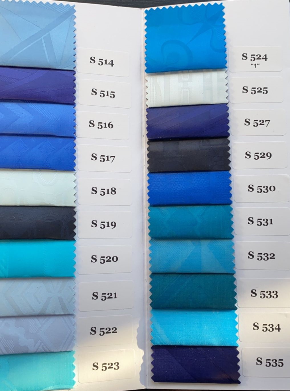 Catalogue des couleurs du bazin riche veba et Getzner